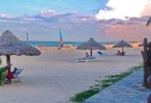 Top 4 bãi biển ở Quảng Bình đẹp mê hồn mà bạn nên ghé thăm