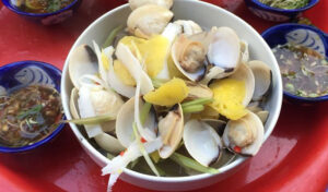 Ngao hấp - Hải sản quảng bình